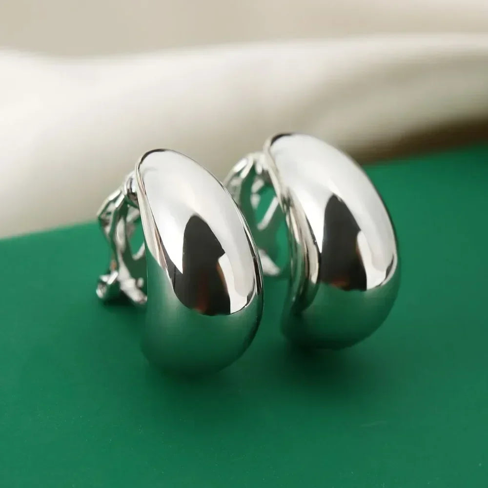 French Light Luxury Droplet Ear Clip – No Piercing Earrings for Women | High-Grade Smooth Minimalist Jewelry