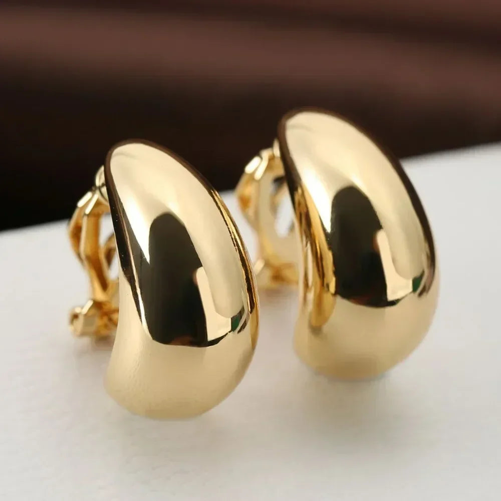French Light Luxury Droplet Ear Clip – No Piercing Earrings for Women | High-Grade Smooth Minimalist Jewelry