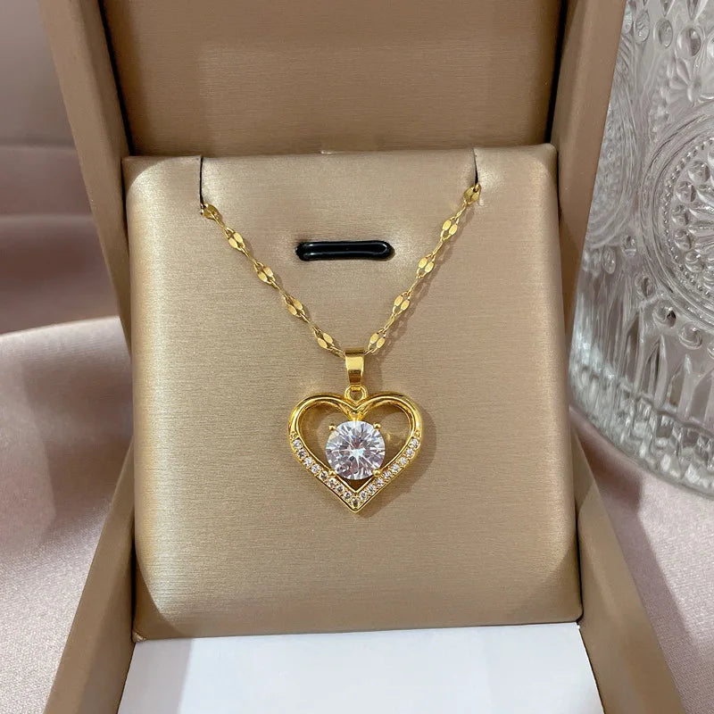 Artificial Gems Heart Pendant Necklace for women 2024 Golden Stainless Steel Lips Neck Chain Female Necklaces Jewelry for Girl