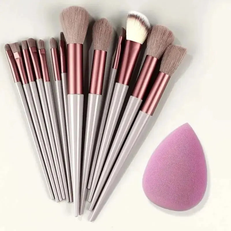 Professional Soft Makeup Brush Set – Fluffy Foundation, Powder & Eyeshadow Kabuki Brushes | Full Cosmetic Blending Kit