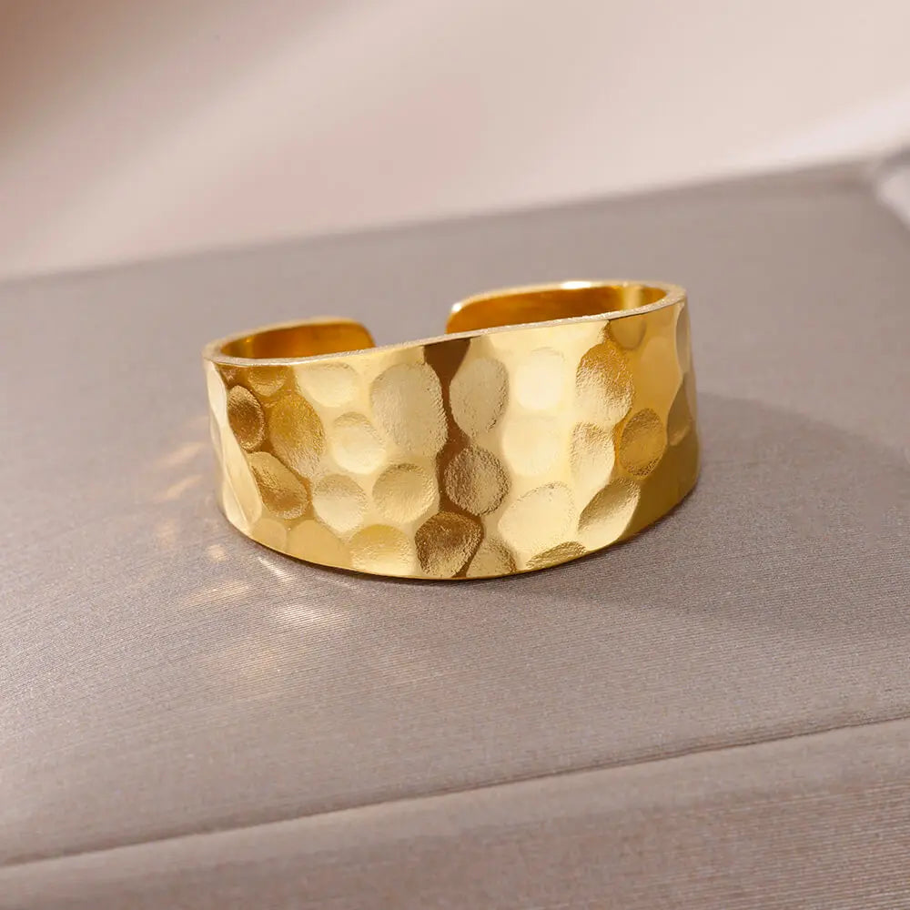 Classic Gold 316L Stainless Steel Ring for Women – Luxury, Never-Fade, Everyday Elegant Jewelry