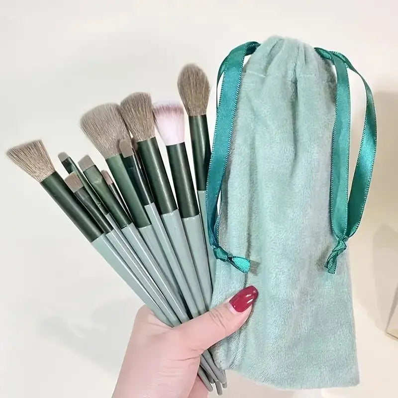 Professional Soft Makeup Brush Set – Fluffy Foundation, Powder & Eyeshadow Kabuki Brushes | Full Cosmetic Blending Kit