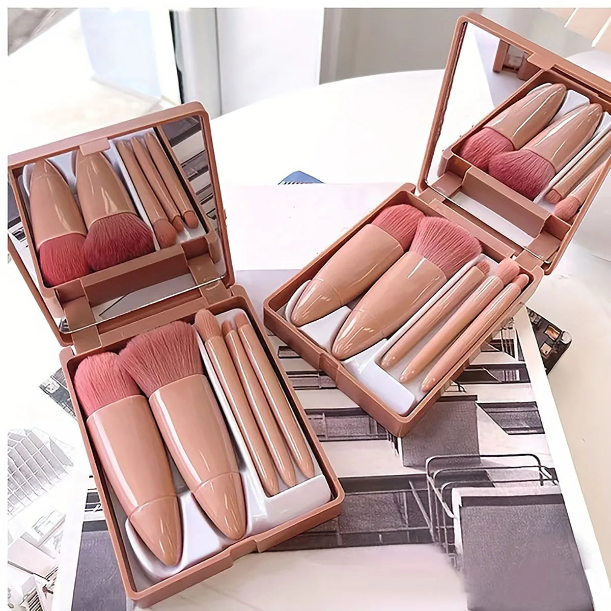 5-Piece Portable Makeup Brush Set with Mirror – Foldable Mini Travel Makeup Kit | Compact Beauty Essentials for On-the-Go