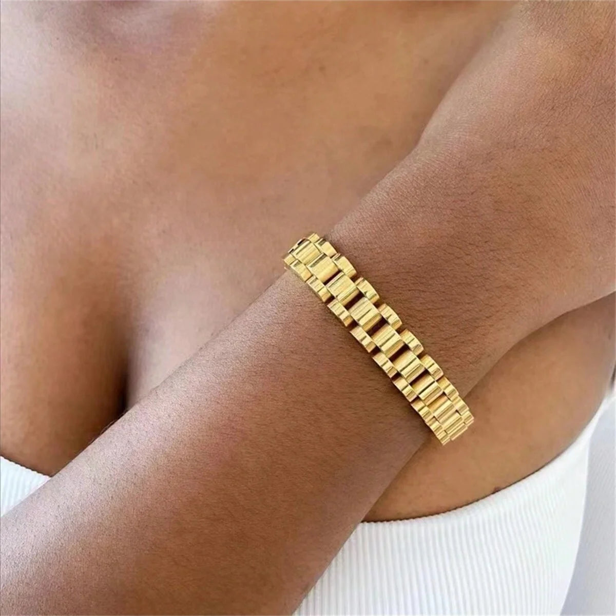 Classic stainless steel chain bracelet with 18K gold plating